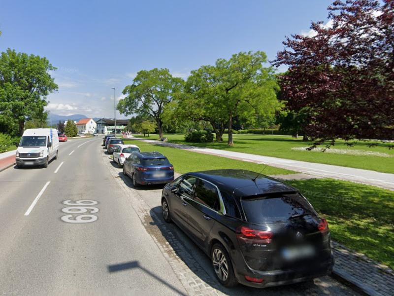 View enlarged image Parking - Cesta pod Parkom