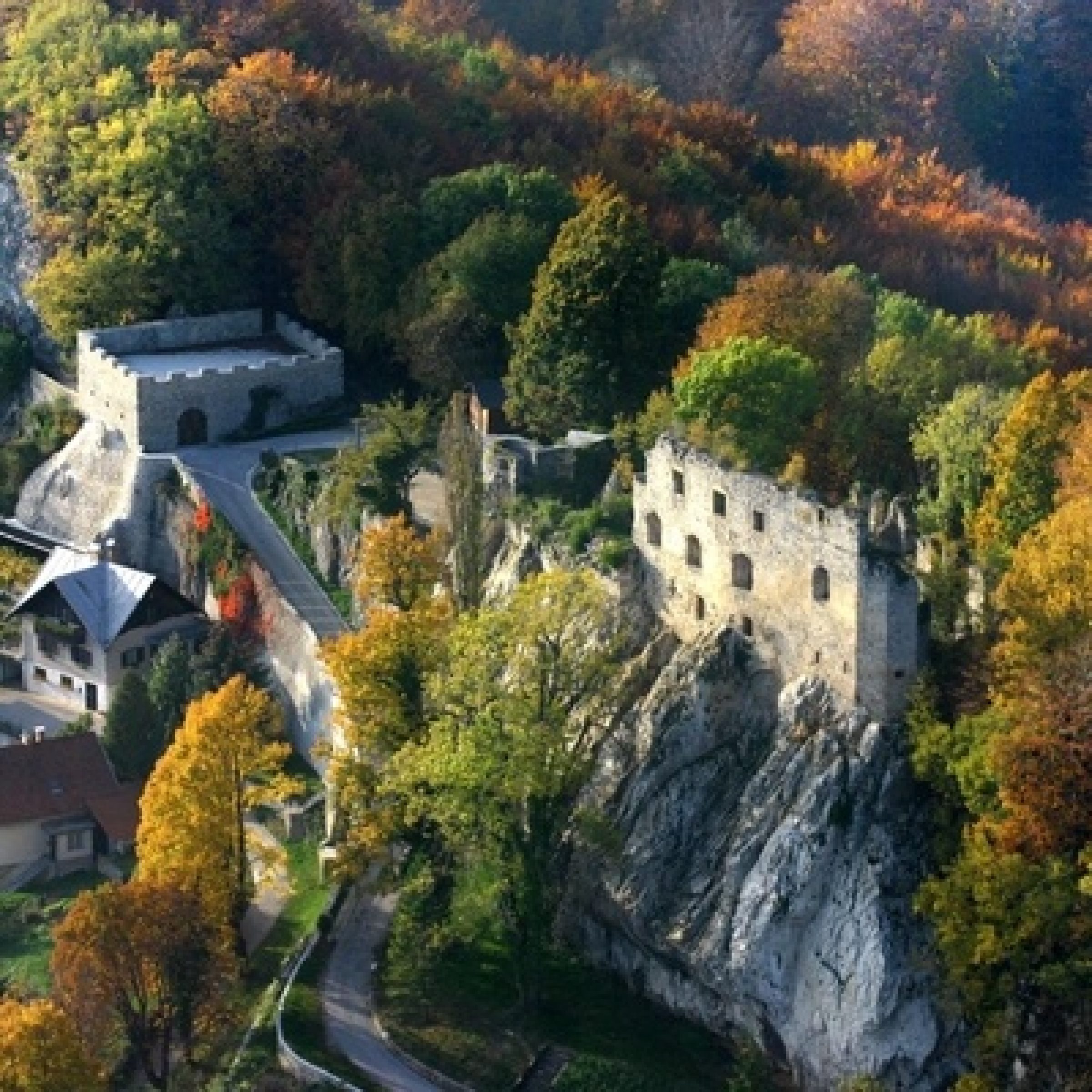 Planina Castle View enlarged image Planina Castle