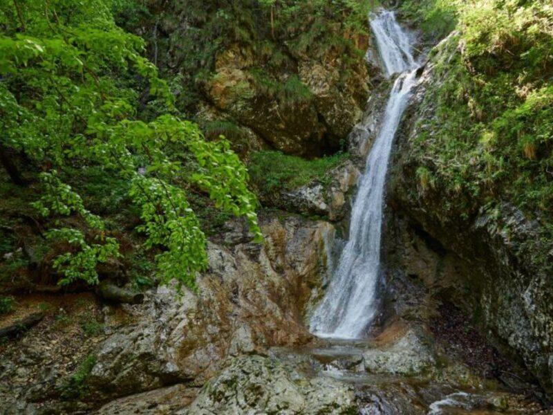 Cuc Waterfall View enlarged image Cuc Waterfall