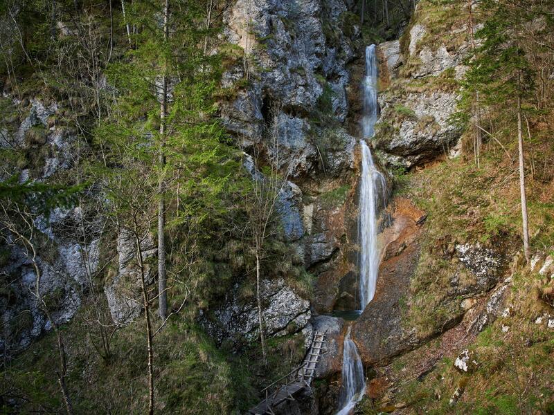 Rep Waterfall View enlarged image Rep Waterfall
