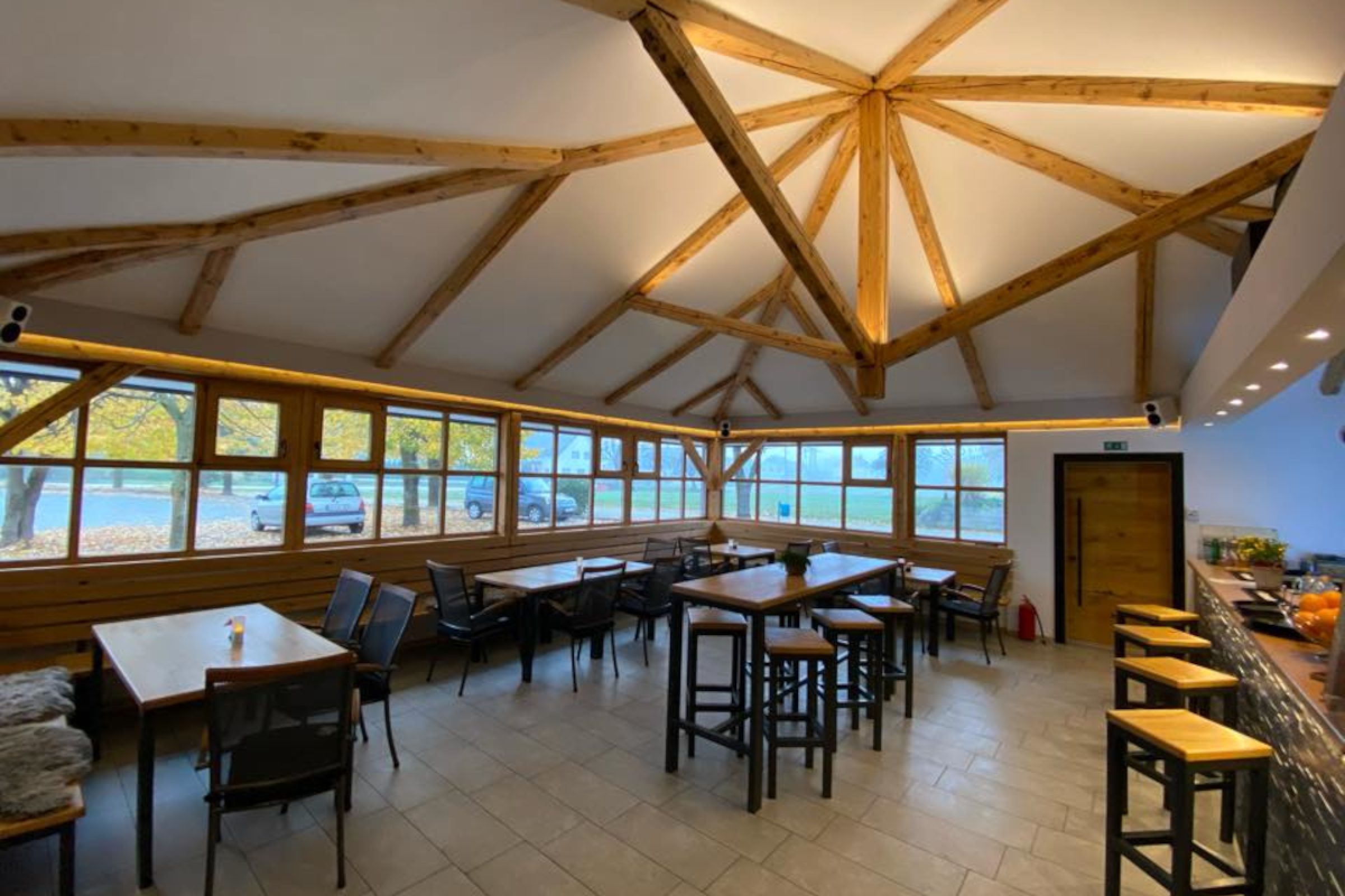 View enlarged image Food bar Park