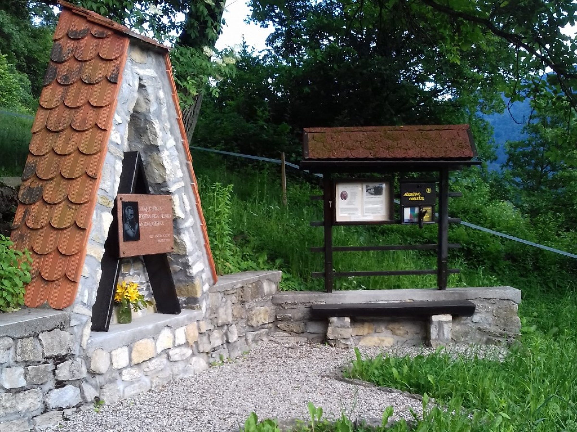 Ogled povečano sliko Aškerčevo obeležje