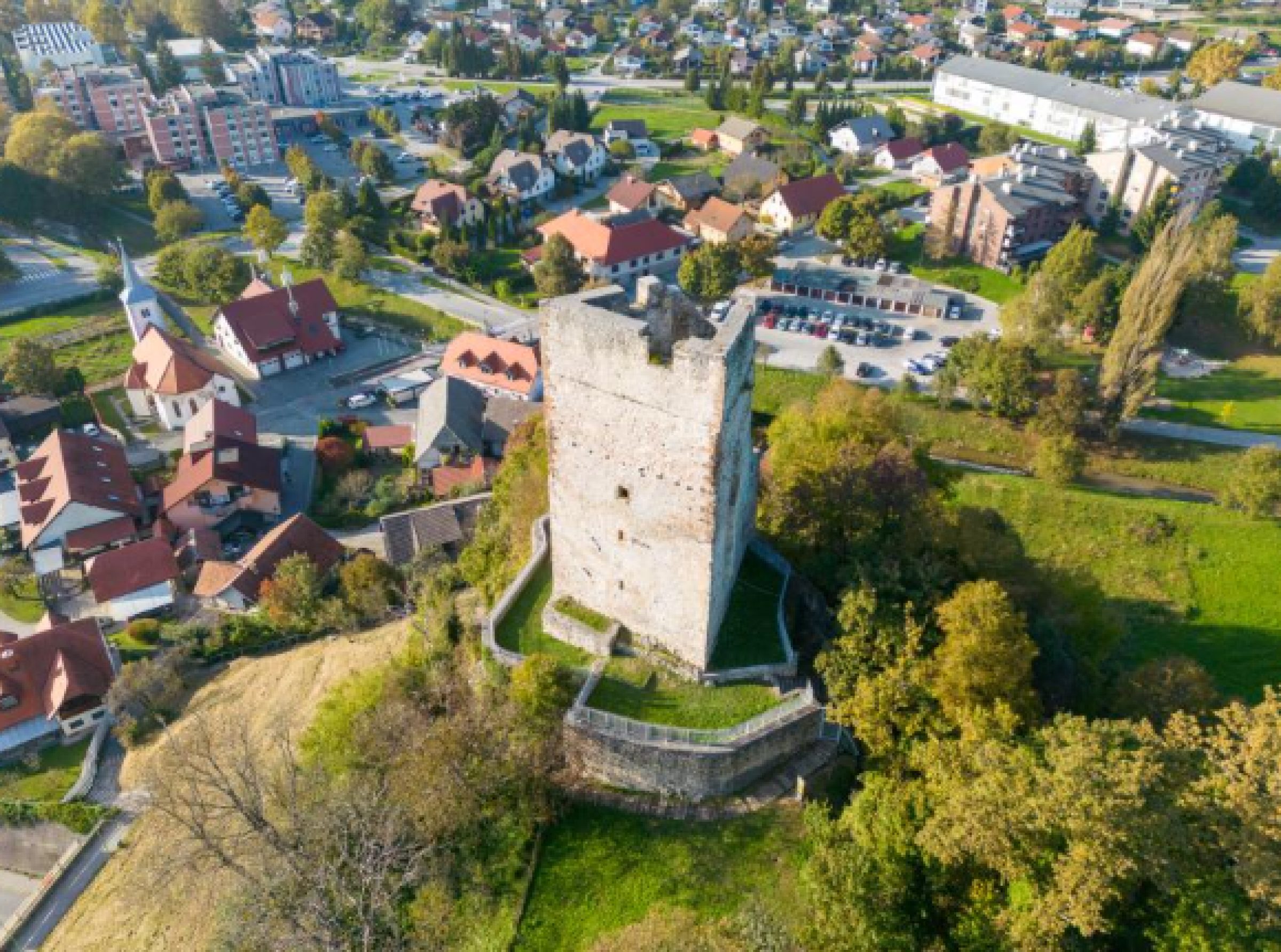 Ogled povečano sliko Grad šalek