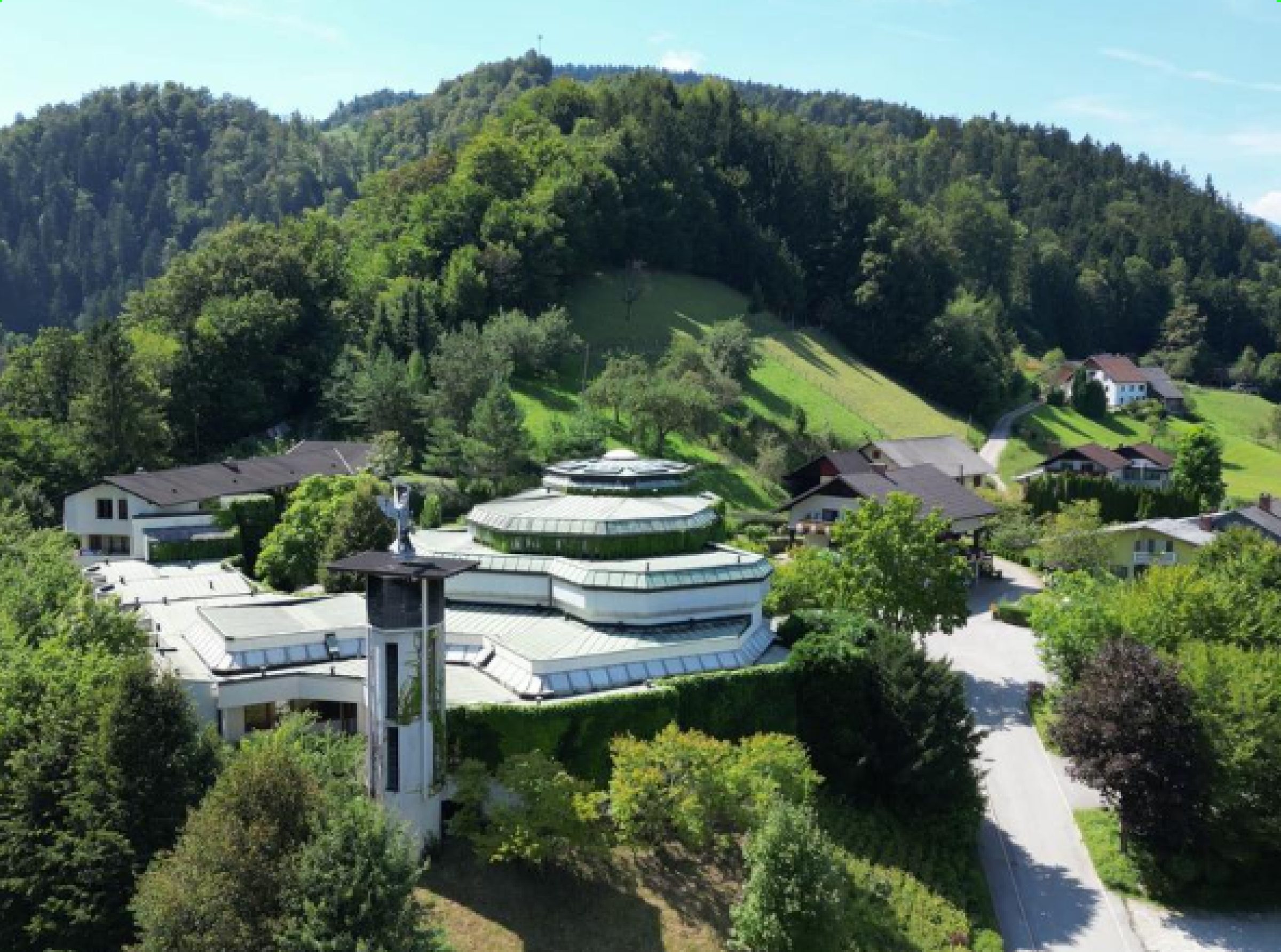 Ogled povečano sliko Župnijska cerkev sv. Mihaela