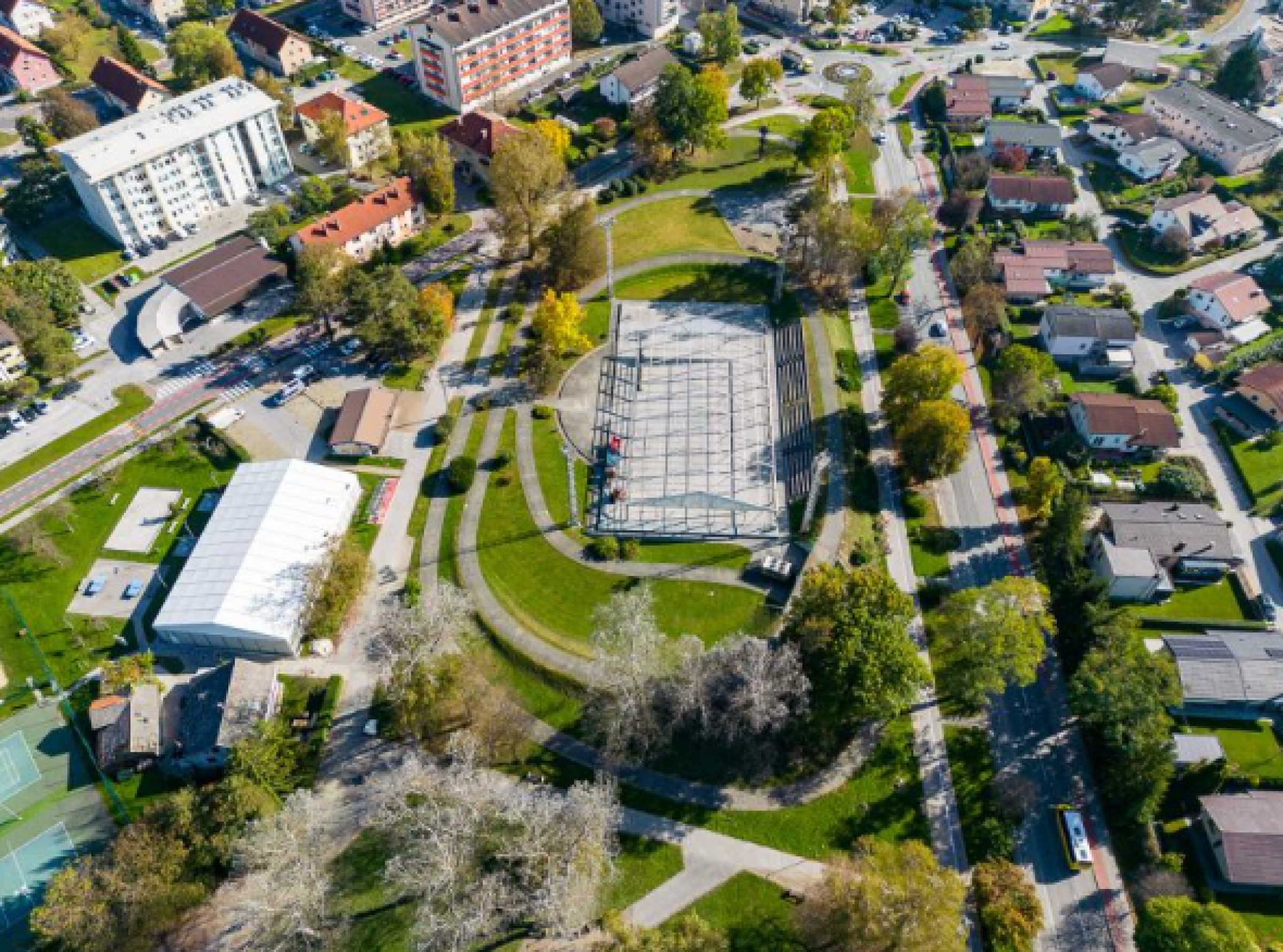 Ogled povečano sliko Kotalkališče