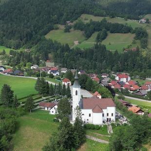 Ogled povečano sliko Cerkev Marije vnebovzete na Rosuljah