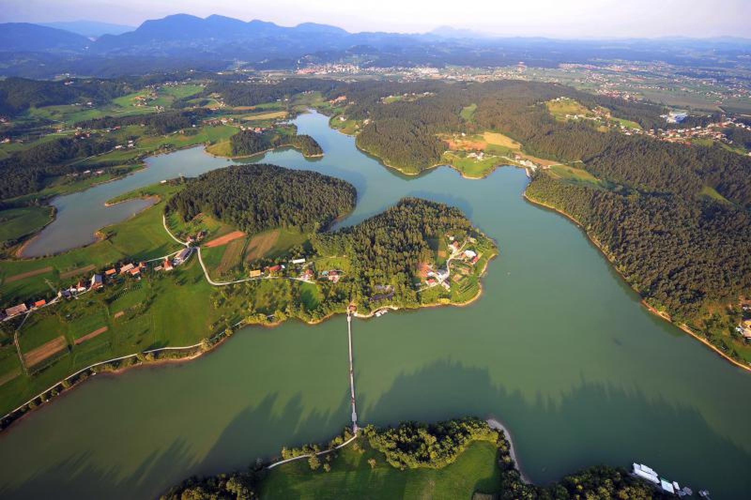 Ogled povečano sliko Šmartinsko jezero