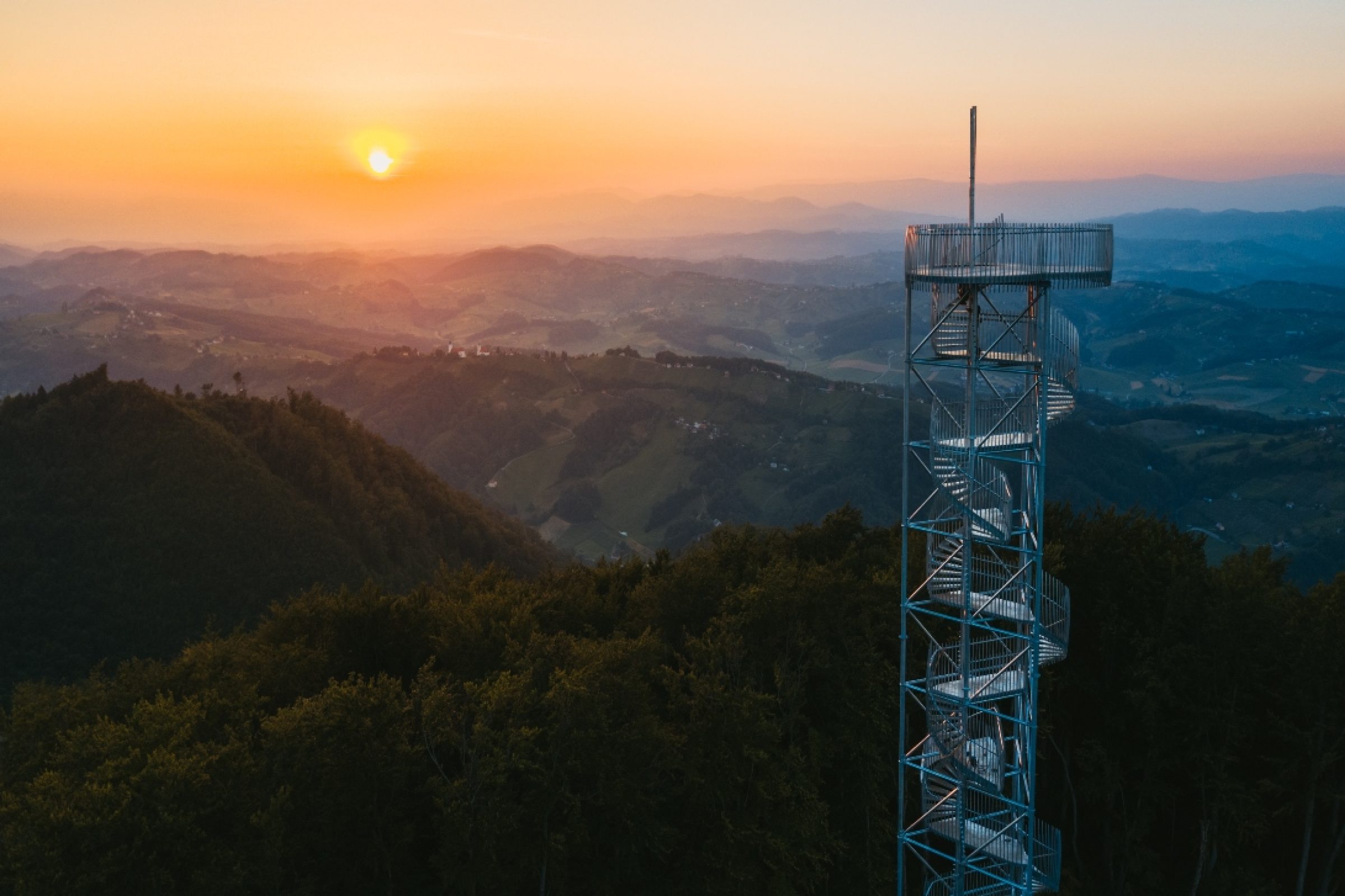 Ogled povečano sliko Stolp zdravja in veselja