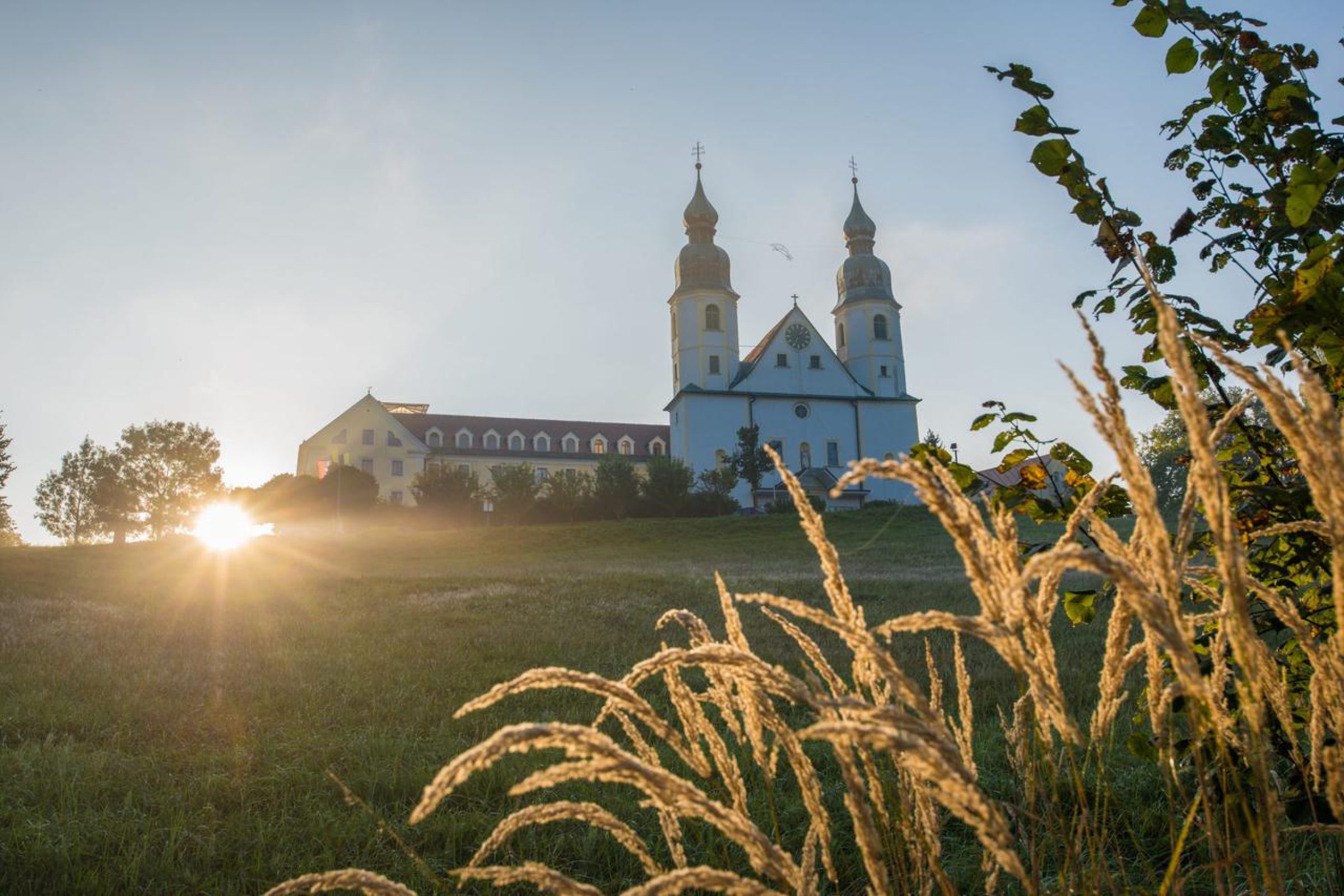 Ogled povečano sliko Župnijska cerkev sv. Jožefa