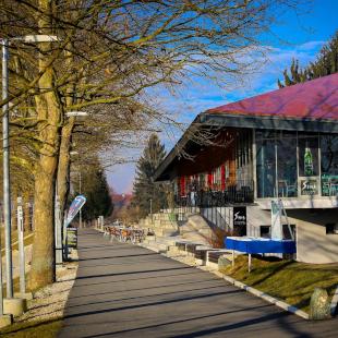 Ogled povečano sliko Špica