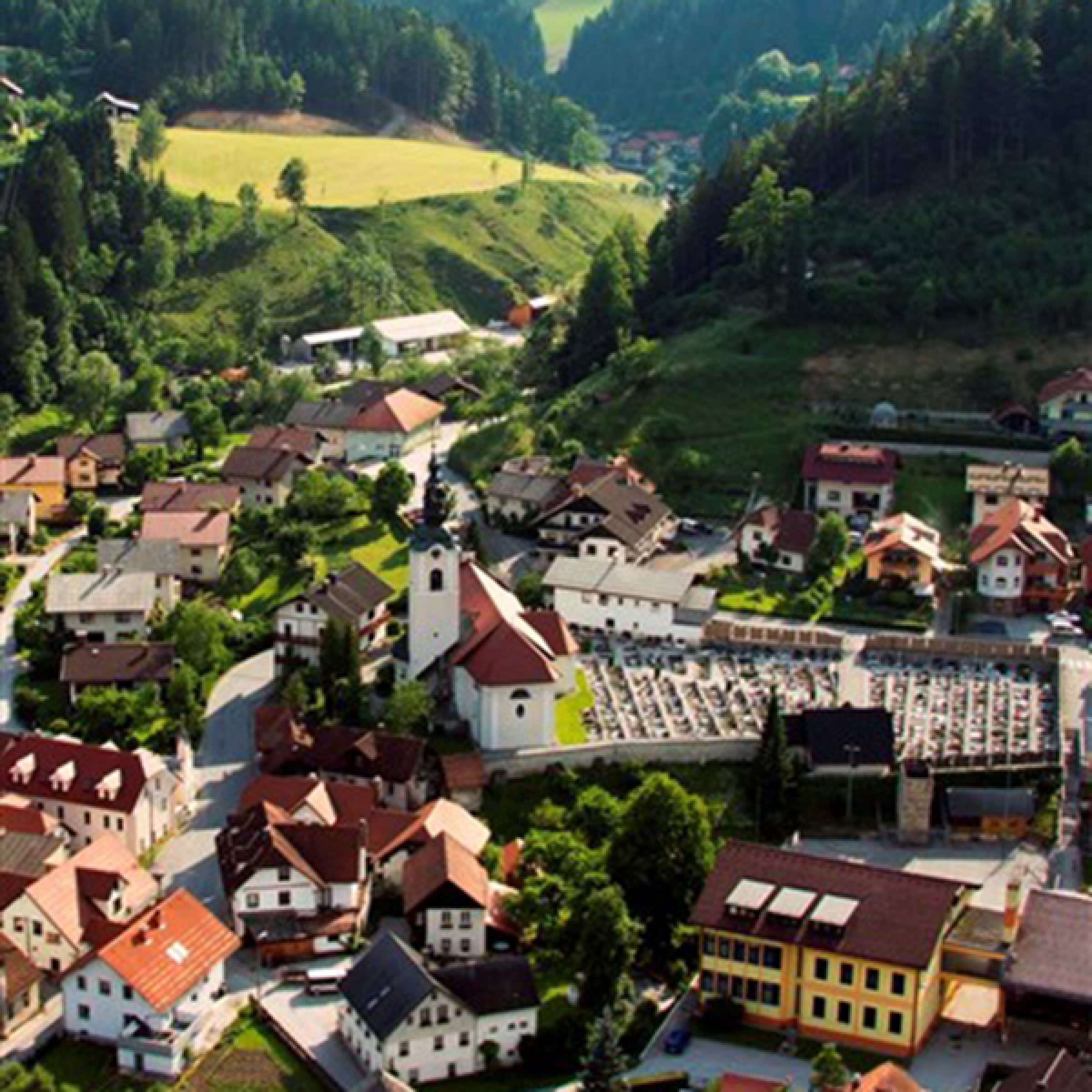 Ogled povečano sliko Cerkev sv. Lovrenca