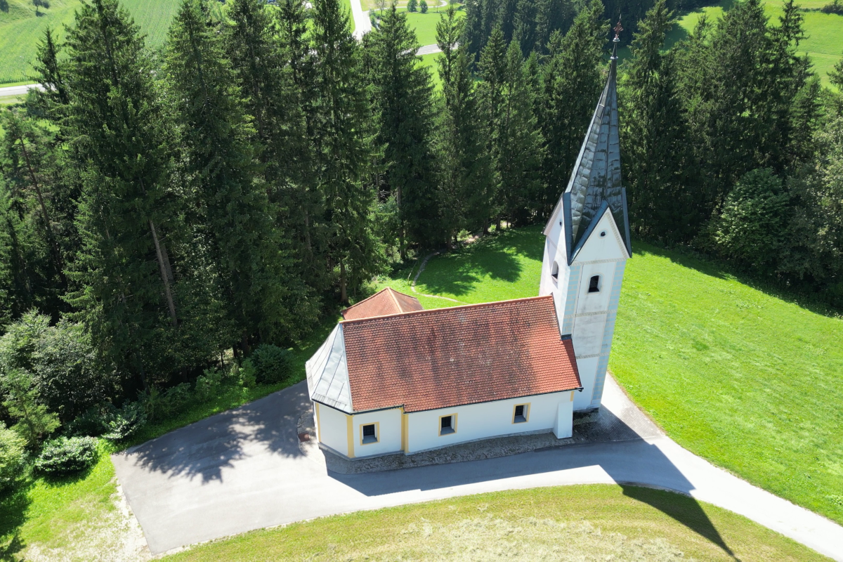   Church of St James in Topolšica 
