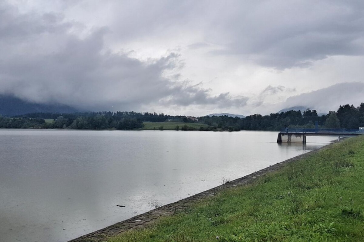  Žovnek Lake 
